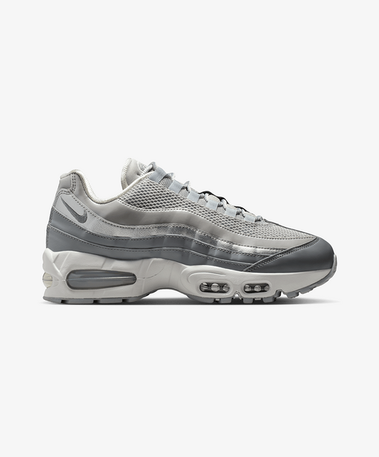 Nike | AIR MAX 95 BIG BUBBLE SE { GREY FOG/METALLIC SILVER-PARTICLE GREY
