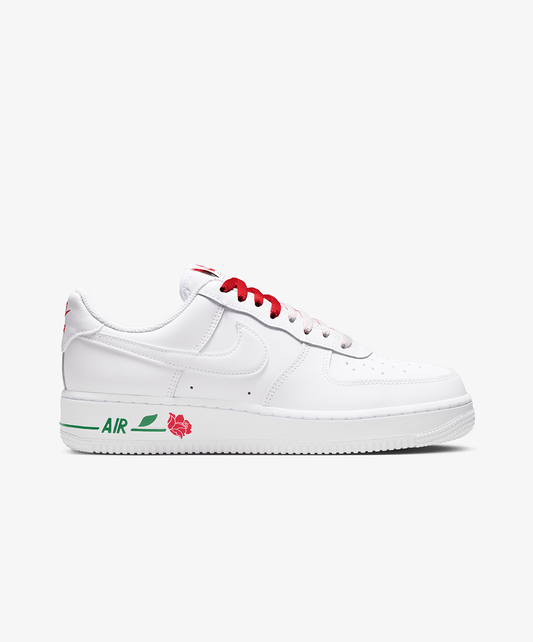 Nike | AIR FORCE 1 '07 SE { WHITE/SPORT RED/PINE GREEN/WHITE