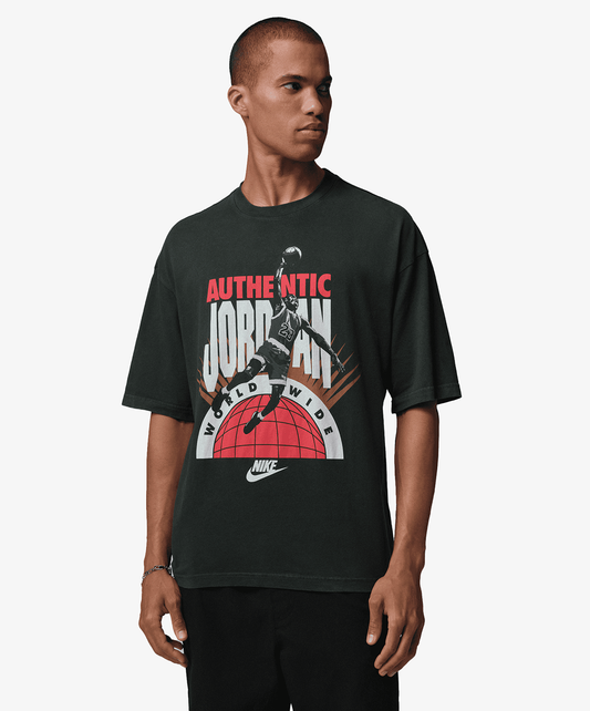 Jordan | OVERSIZED REISSUE T-SHIRT { OFF NOIR/INFRARED 23
