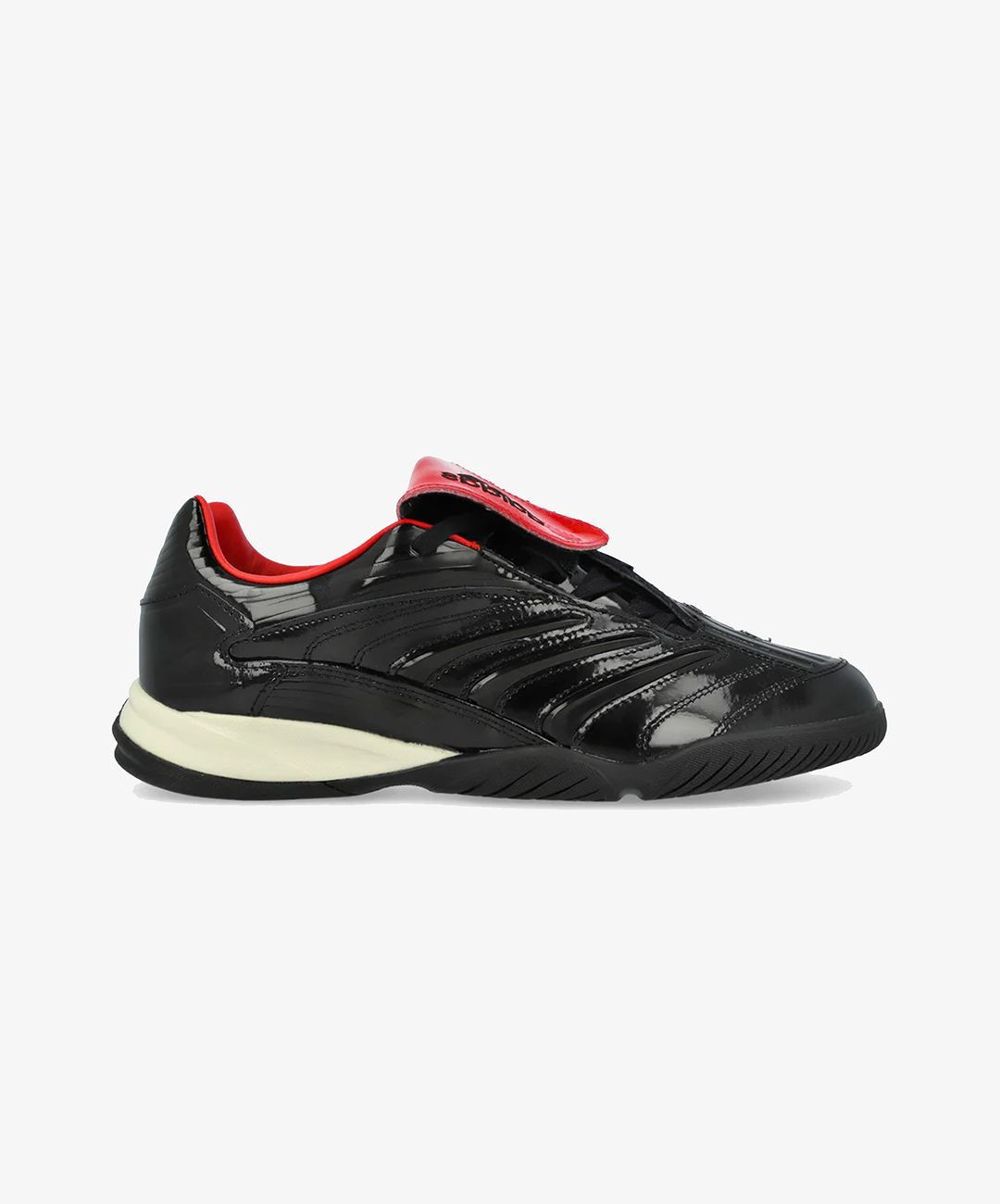ADIDAS | PREDATOR SALA { CORE BLACK / RED / CORE BLACK