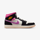 JORDAN | AIR JORDAN 1 MID SE { BLACK/UNIVERSITY GOLD-SAIL-PINKSICLE