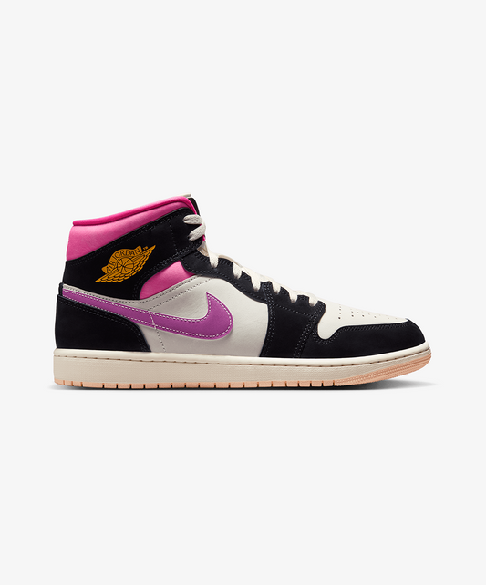 JORDAN | AIR JORDAN 1 MID SE { BLACK/UNIVERSITY GOLD-SAIL-PINKSICLE