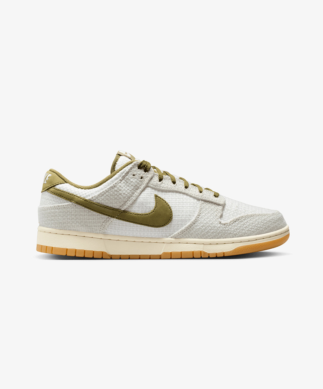 NIKE | DUNK LOW RETRO SE { LIGHT BONE/SUMMIT WHITE/PALE IVORY/PILGRIM