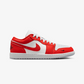 JORDAN | AIR JORDAN 1 LOW SE { CHILE RED/BLACK-SUMMIT WHITE