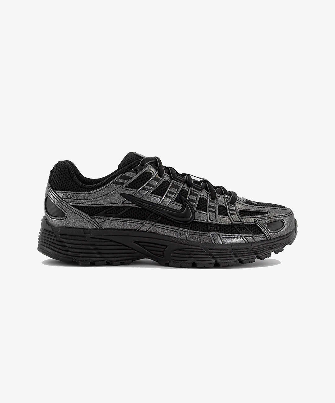 NIKE | P-6000 { BLACK/BLACK-ANTHRACITE