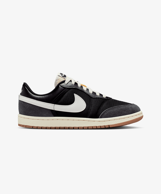 JORDAN | AIR JORDAN SKYLINE LOW { BLACK/SUMMIT WHITE-SAIL-GUM MED BROWN