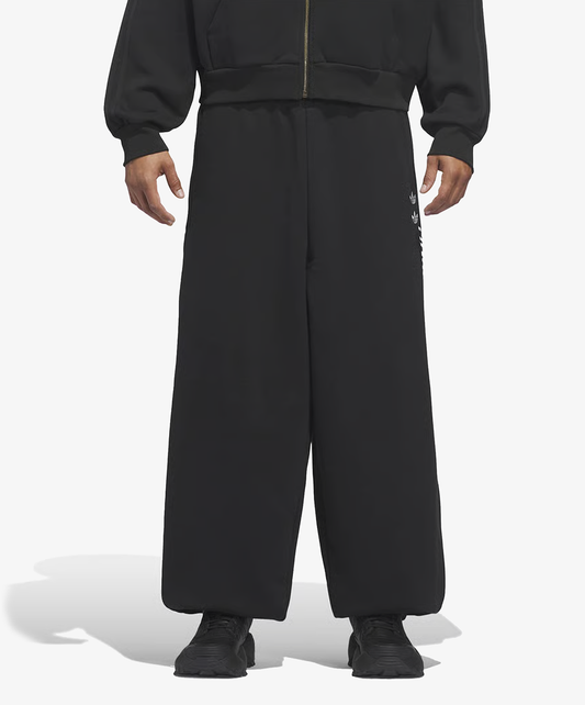 Adidas Originals | x CHAVARRIA HEAVYWEIGHT SWEATPANT { BLACK
