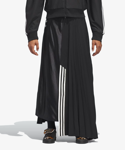 ADIDAS ORIGINALS | x WILLY CHAVARRIA PLEATED SKIRT { BLACK