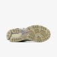 New Balance | 1906 { CREAM