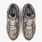 New Balance | 1906 { BROWN