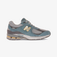 New Balance | 2002 { SALT WATER/WHITE PEACH