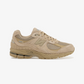 New Balance | 2002R { STONEWARE WITH SILVER METALLIC
