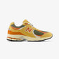 New Balance | 2002R { CLAY/DARK OLIVINE