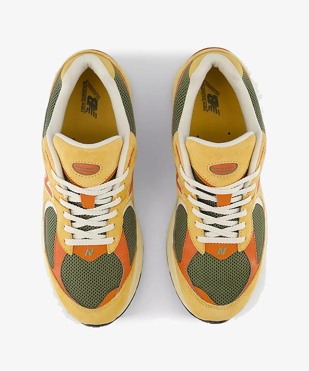 New Balance | 2002R { CLAY/DARK OLIVINE – Superkicks