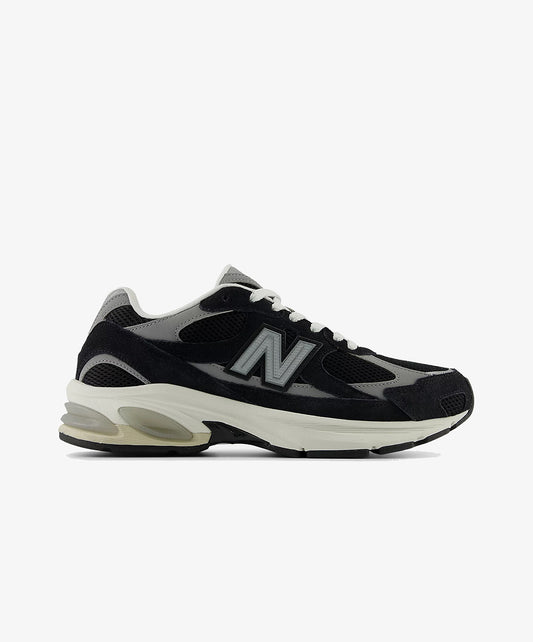 New Balance | ABZORB 2010 { BLACK/SHADOW GREY/SEA SALT