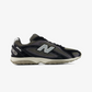 New Balance | 204L { BLACK/MAGNET