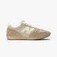 New Balance | 471 { CREAM/WHITE