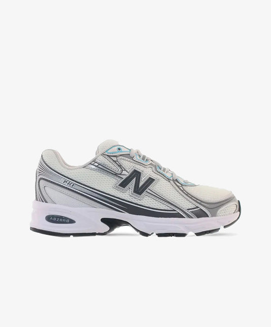 New Balance |  740 { WHITE