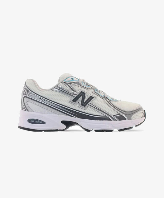 New Balance |  740 { WHITE