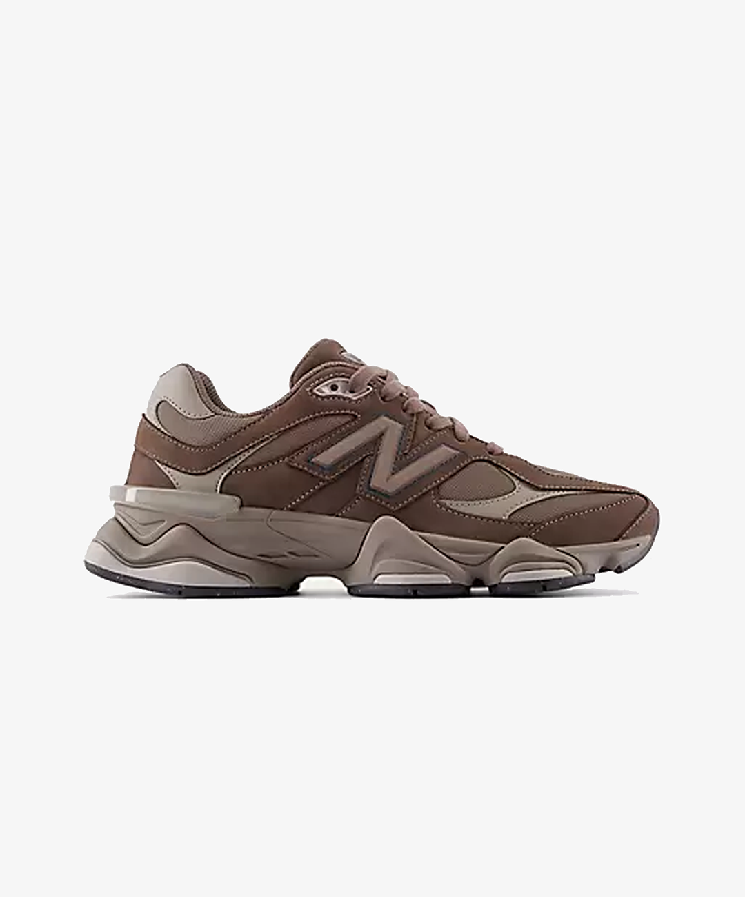 New Balance | 9060 { CORTADO/DOCKSIDE