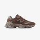 New Balance | 9060 { CORTADO/DOCKSIDE