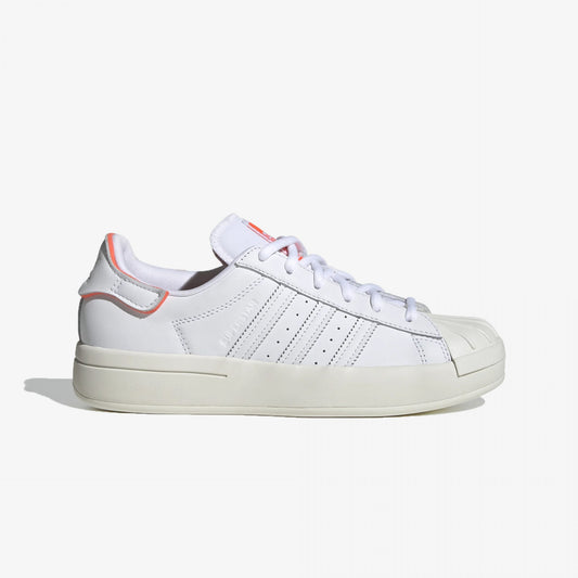 WMN'S SUPERSTAR AYOON 'OFF WHITE / SOLAR RED'