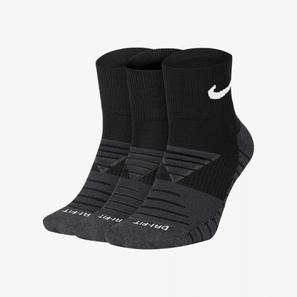 Nike | EVERYDAY MAX CUSHIONED TRAINING ANKLE SOCKS (3 PAIRS)