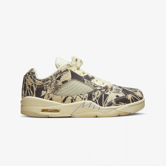 Jordan | AIR JORDAN 5 RETRO LOW  { WHITE/COCONUT MILK