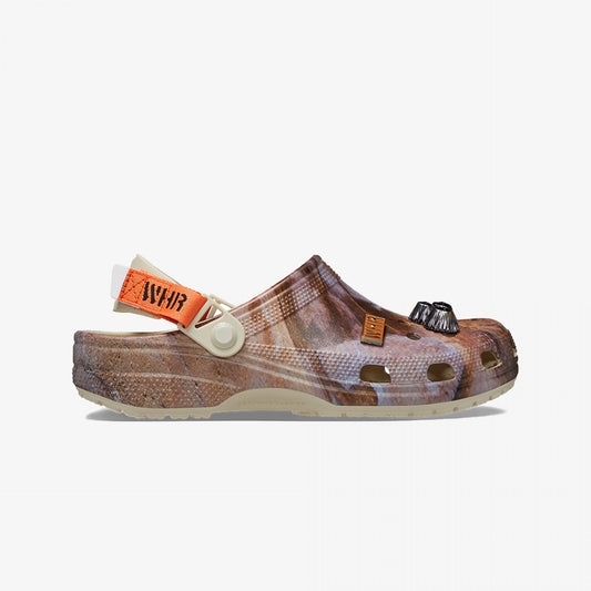 Crocs | CLASSIC CLOG X WESTERN HYDRODYNAMIC RESEARCH  { WALNUT