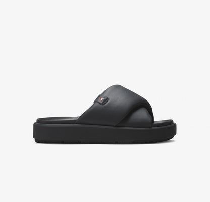 Jordan | JORDAN SOPHIA  { FIRE RED / BLACK
