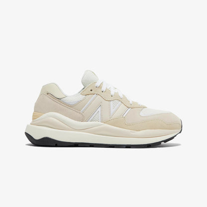 New Balance | 57/40  { SEA SALT/CALM TAUPE