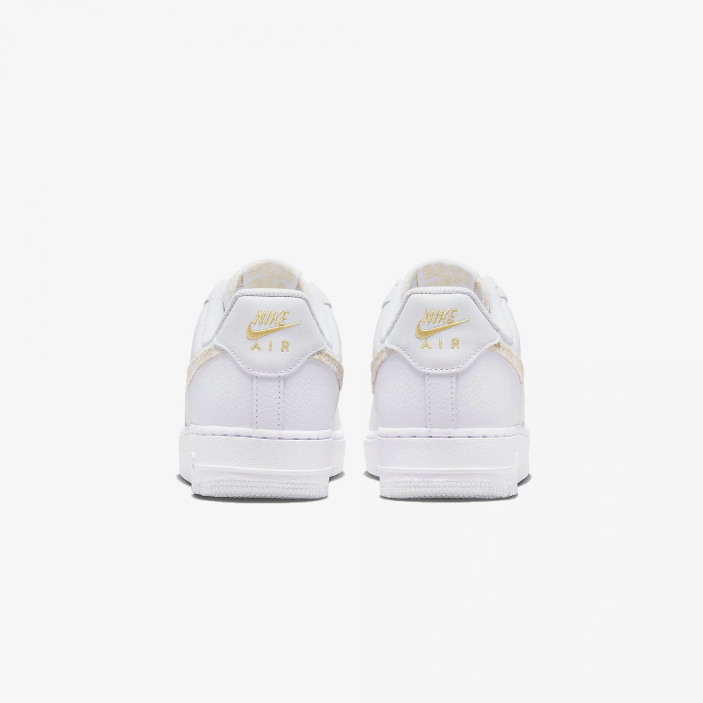 WMN'S AIR FORCE 1 07 SE 'WHITE / GOLD'