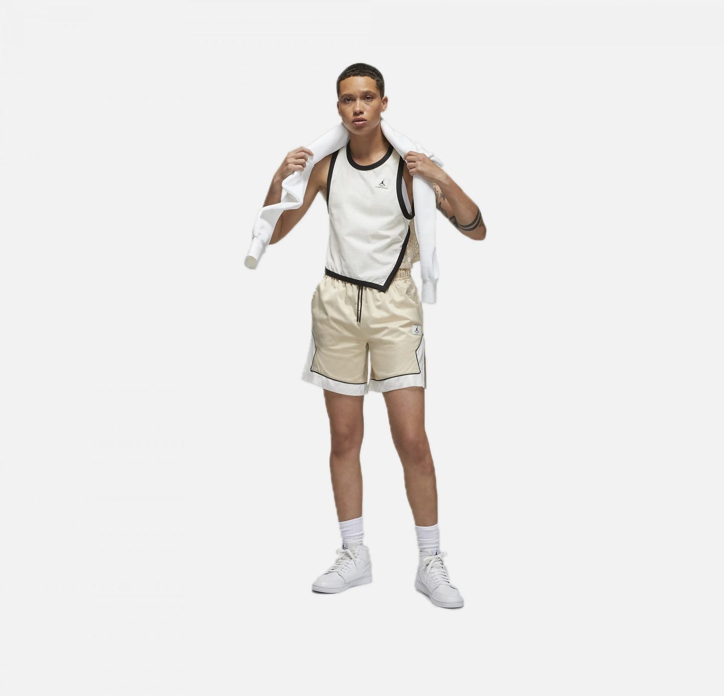 WMN'S JORDAN ESSENTIAL DIAMOND SHORT ' SAND DRIFT / SAIL '
