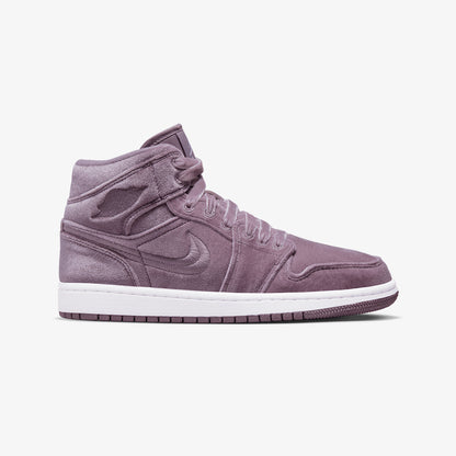 Jordan | AIR JORDAN 1 MID SE  { WHITE/PURPLE SMOKE