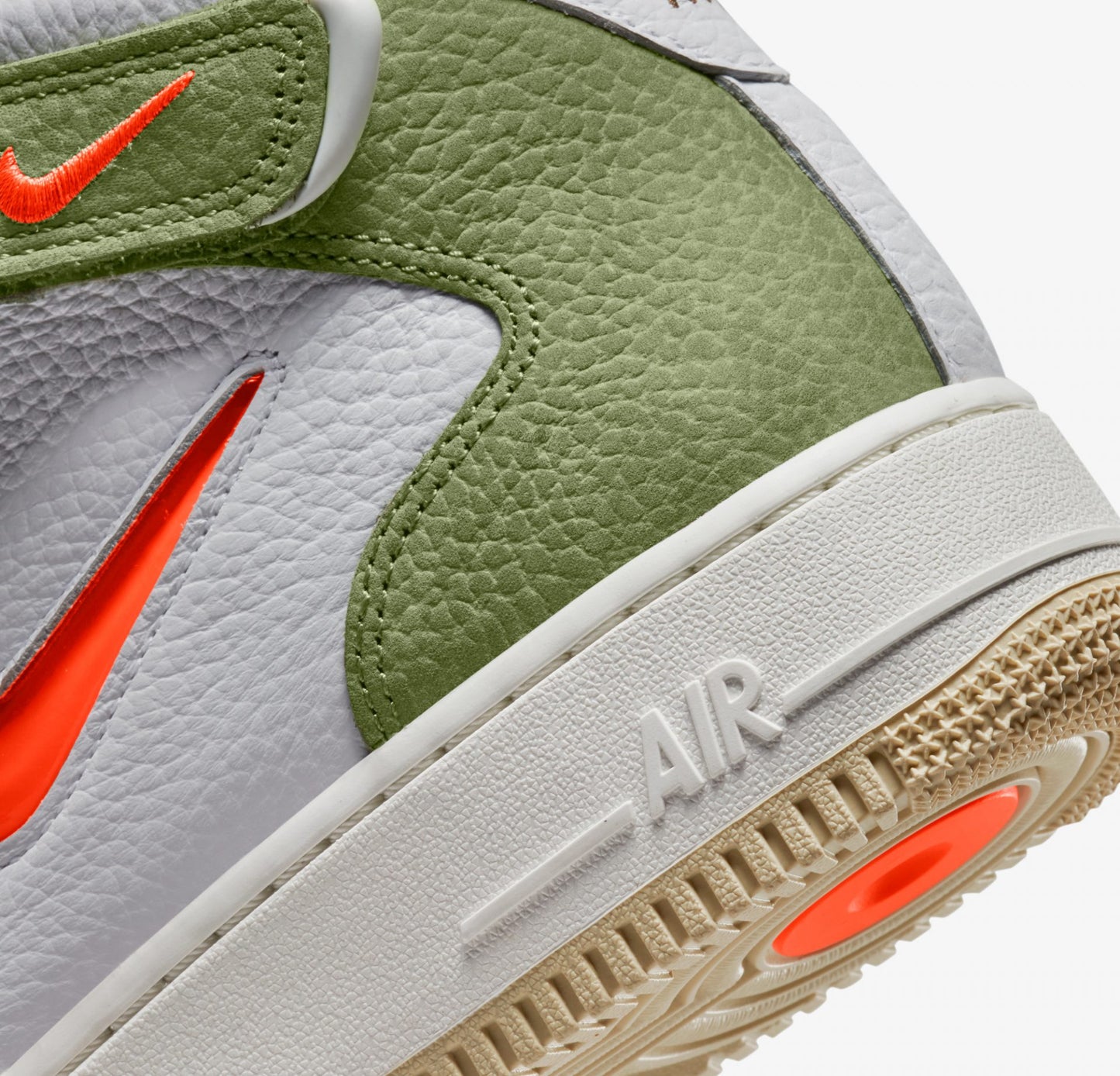 AIR FORCE 1 MID '07  ' OLIVE GREEN / TOTAL ORANGE '