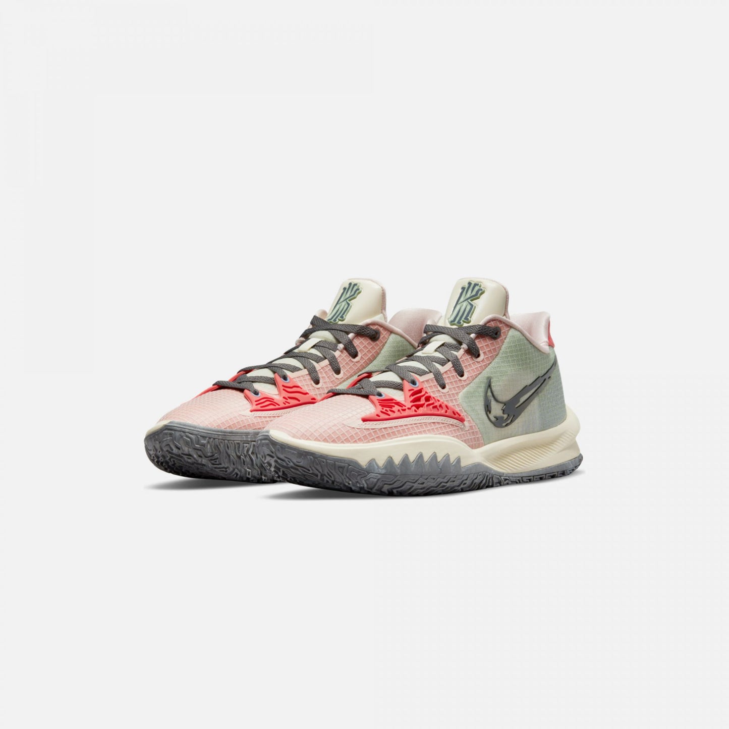KYRIE LOW 4 EP