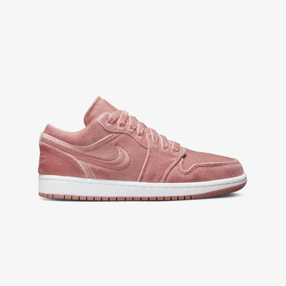 Jordan | AIR JORDAN 1 LOW SE  { RUST PINK/RUST PINK-WHITE