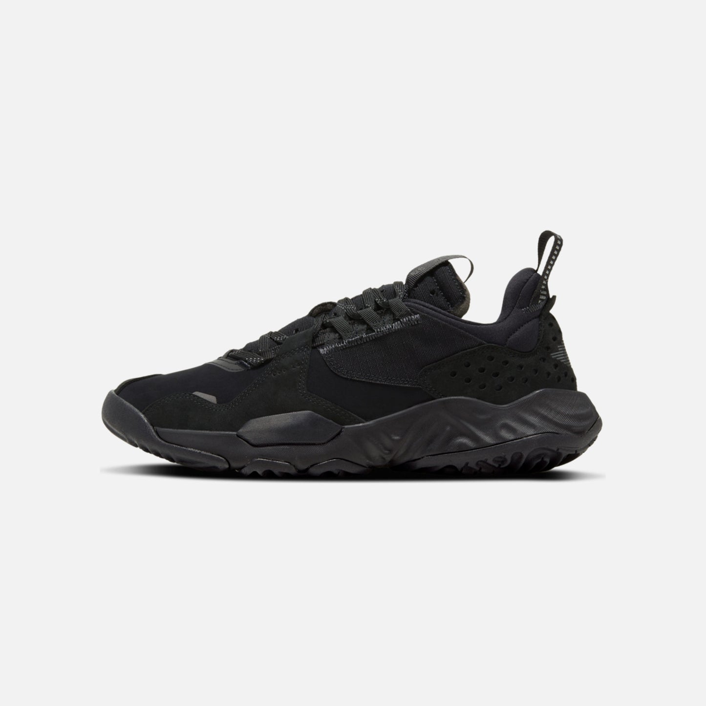 JORDAN DELTA BLACK